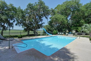 267 Main St, Midway, GA 31320-7213