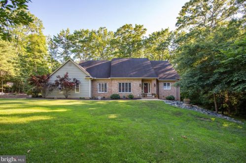 8202 Bayonet Point Ct, Fredericksburg, VA 22407-2122
