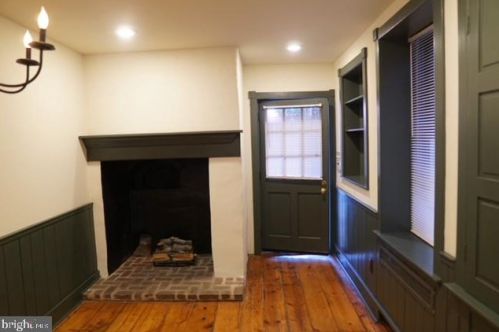 41 Philadelphia St, York PA  17401-1124 exterior