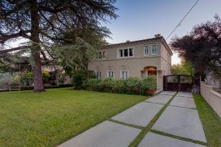 761 Hill Ave, Pasadena, CA 91104-3033