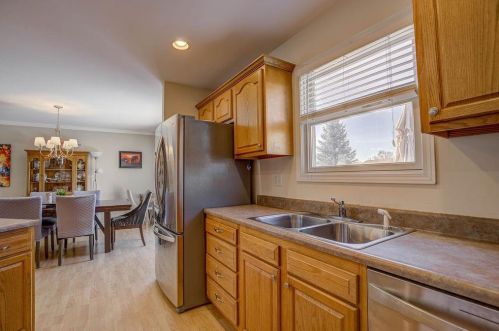 39 Autumn Dr, Miami OH 45056-8757 exterior