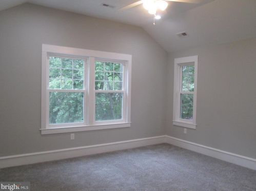 1105 Sycamore St, Haddon Heights NJ  08035-1615 exterior