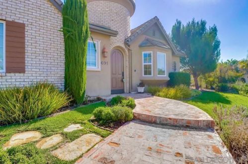 691 Coastal Hills Dr, Chula Vista, CA 91914-4319