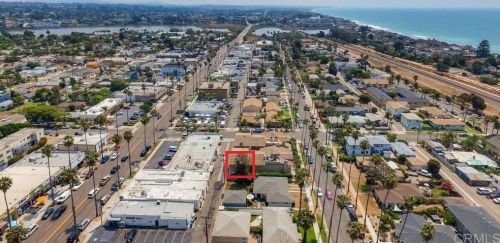 1836 Tremont St, Oceanside, CA 92054-5311