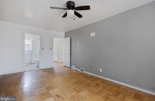 5623 Browning Rd, Camden NJ 08109-1638 exterior