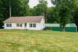 7245 Kingston Rd, Fairview, TN 37062-8251