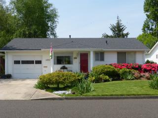 1231 Princeton Rd, Woodburn OR  97071-2509 exterior