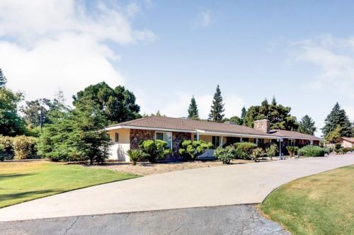 10844 Mountain View Dr, Madera, CA 93636-7424