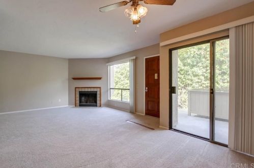 691 Ascot Dr, Vista CA 92083-4207 exterior