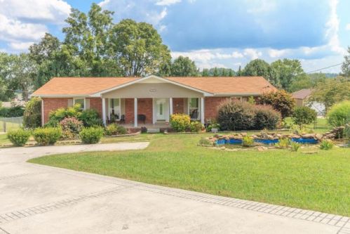 280 Sharp Acres, Jacksboro, TN 37757-2241