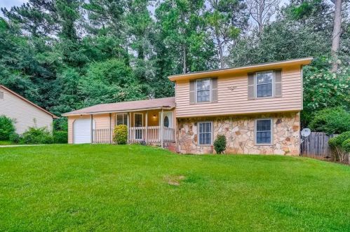 6189 Charring Cross Ct, Lithonia, GA 30058-7965