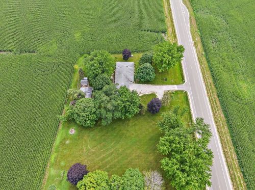 15354 Plank Rd, Sycamore IL  60178-8743 exterior