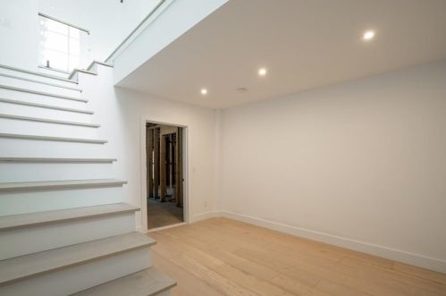 2931 Lookout Pl, Atlanta GA  30305-3217 exterior