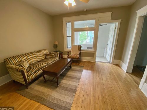 38 Douglas St, Saint Paul MN  55102-2714 exterior
