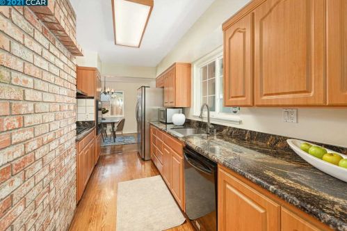 1427 El Dorado Dr, Concord CA  94518-1227 exterior