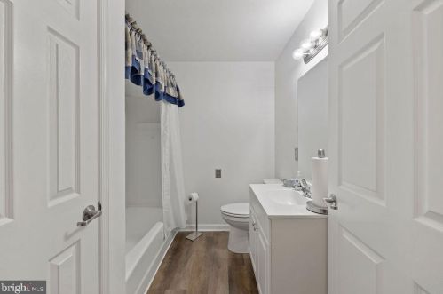 750 Walnut St, Hanover PA 17331-2051 exterior