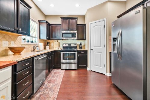 95 Cliffhaven Cir, Newnan GA  30263-5773 exterior