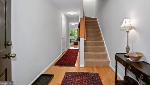 12062 Edgemere Cir, Herndon, VA 20190-3252