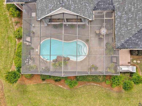 208 Southwick Dr, Bonaire, GA 31005-3505