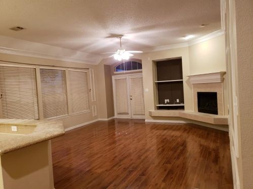 9436 Ponderosa Trl, Irving TX  75063-5050 exterior