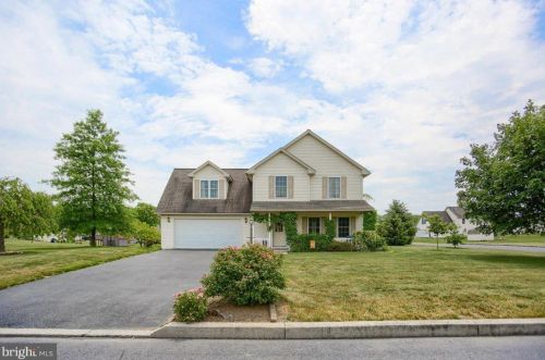 51 Meade Dr, Carlisle, PA 17013-8124