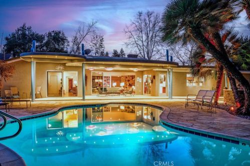 1107 Riviera Dr, Santa Ana CA 92706-1841 exterior