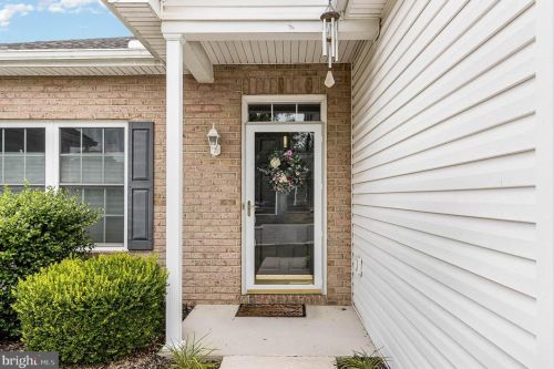 154 Lehman Dr, Carlisle, PA 17013-8563