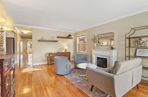 8133 Merrill St, Niles, IL 60714-2442