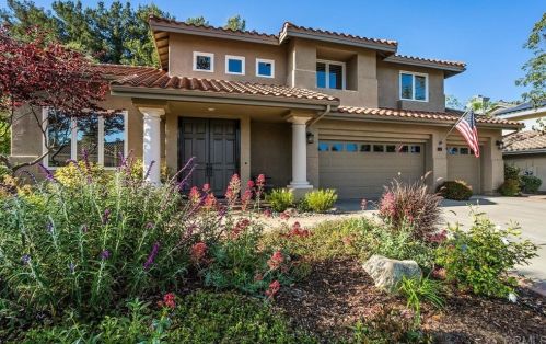 292 Camino Bailen, Escondido, CA 92029-7414