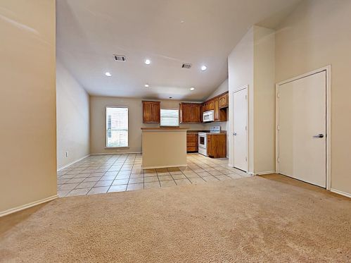 6032 Melanie Dr, Fort Worth TX  76131-1620 exterior