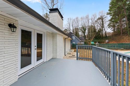3111 Eleanor Ter, Atlanta GA  30318-6017 exterior