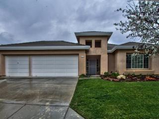 18474 Deertrack Pl, Salinas, CA 93908-1543