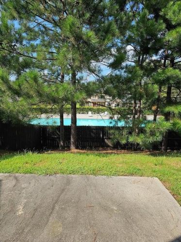 250 Magnaview Dr, Mcdonough GA  30253-3044 exterior