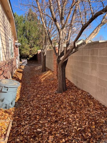 1748 Eagle St, Denver CO  80011-4427 exterior