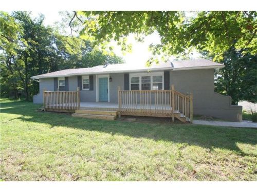 19891 Blue Jay Trail Cir, Elmira, MO 64062-7034