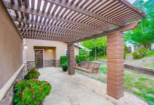 1566 La Vine Ln, Vista CA  92084-7268 exterior