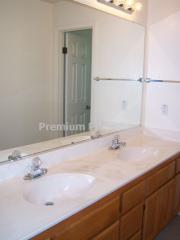 2001 Scally Ct, Concord CA  94518-3000 exterior