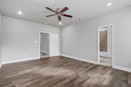 9513 Santa Monica Dr, Fort Worth TX  76116-5926 exterior