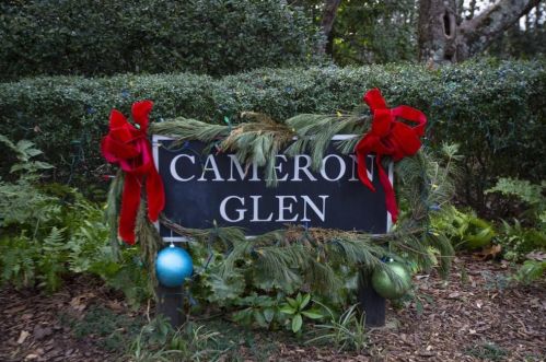 230 Cameron Rdg Dr, Atlanta GA  30328-4709 exterior