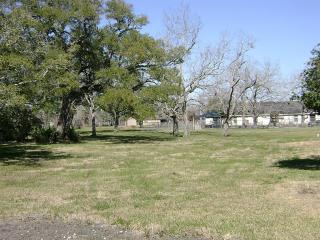 1000 Texas Ave, Sugar Valley, TX 77480-1640
