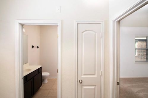 19617 James Mnr St, Webberville TX 78653 exterior