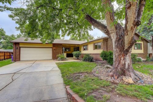 2760 Vance Way, Denver, CO 80227-3572