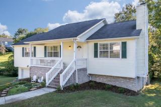 8532 River Cove Dr, Harrison, TN 37341-9628