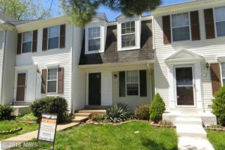 14 Harbert Ct, Dulles VA  20165-5770 exterior