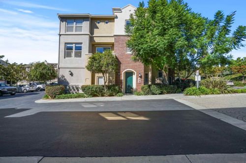 1199 Elfin Forest Rd, San Marcos CA  92078-1077 exterior