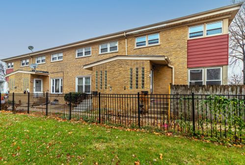 2838 Berwyn Ave, Chicago, IL 60625-3402