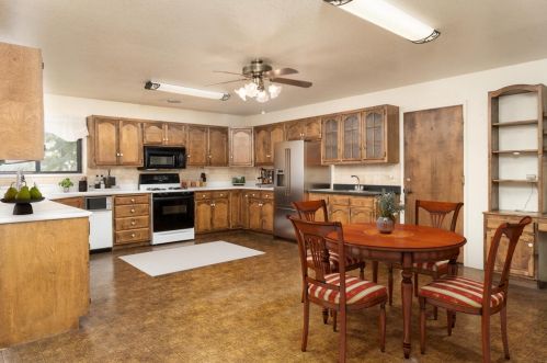 5105 Monte Vista Way, Snowline Camp, CA 95709-9630
