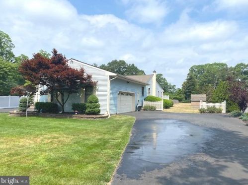 81 Plymouth Rd, Erial, NJ 08081-9740