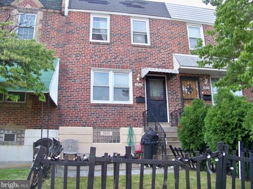 6302 Hegerman St, Philadelphia, PA 19135-3302