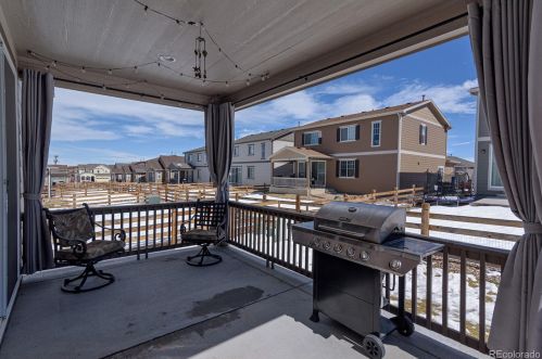 5036 Wenatchee St, Aurora CO 80015-6799 exterior